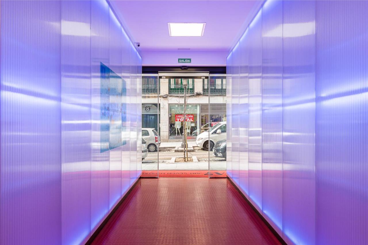 Art Seven Hostel Capsules Madri Exterior foto