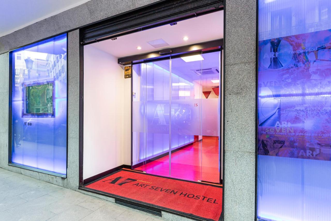 Art Seven Hostel Capsules Madri Exterior foto